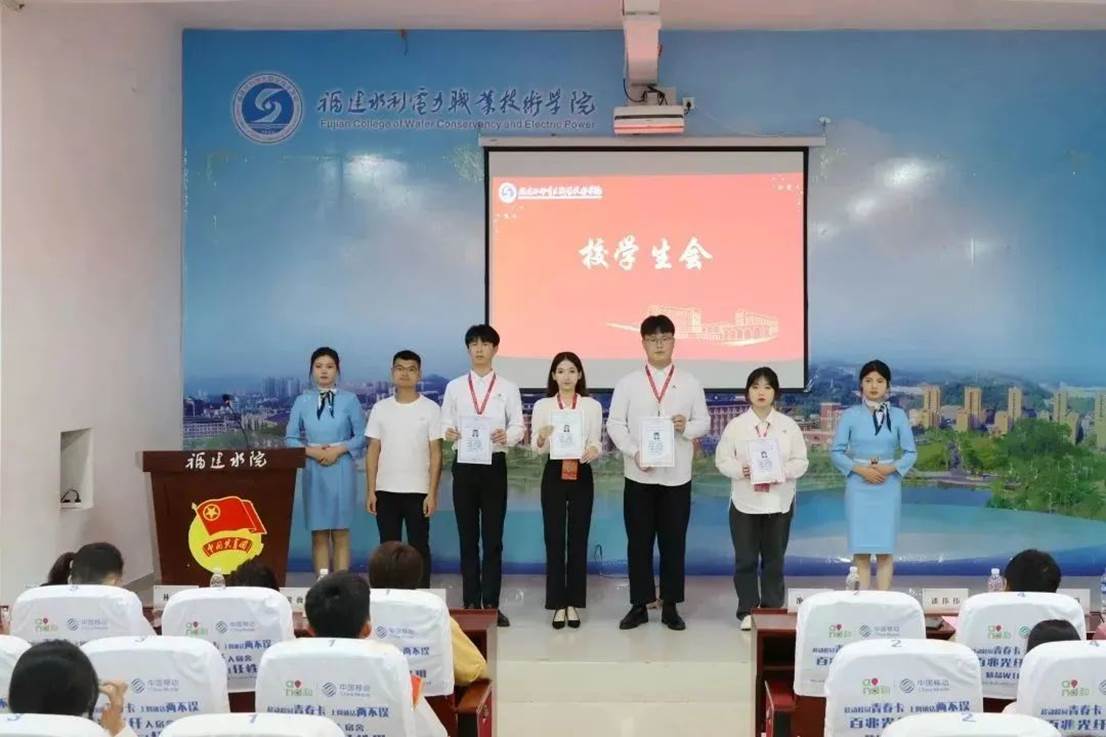 e7cc67196f66aabbc6049daaada94e414a297724