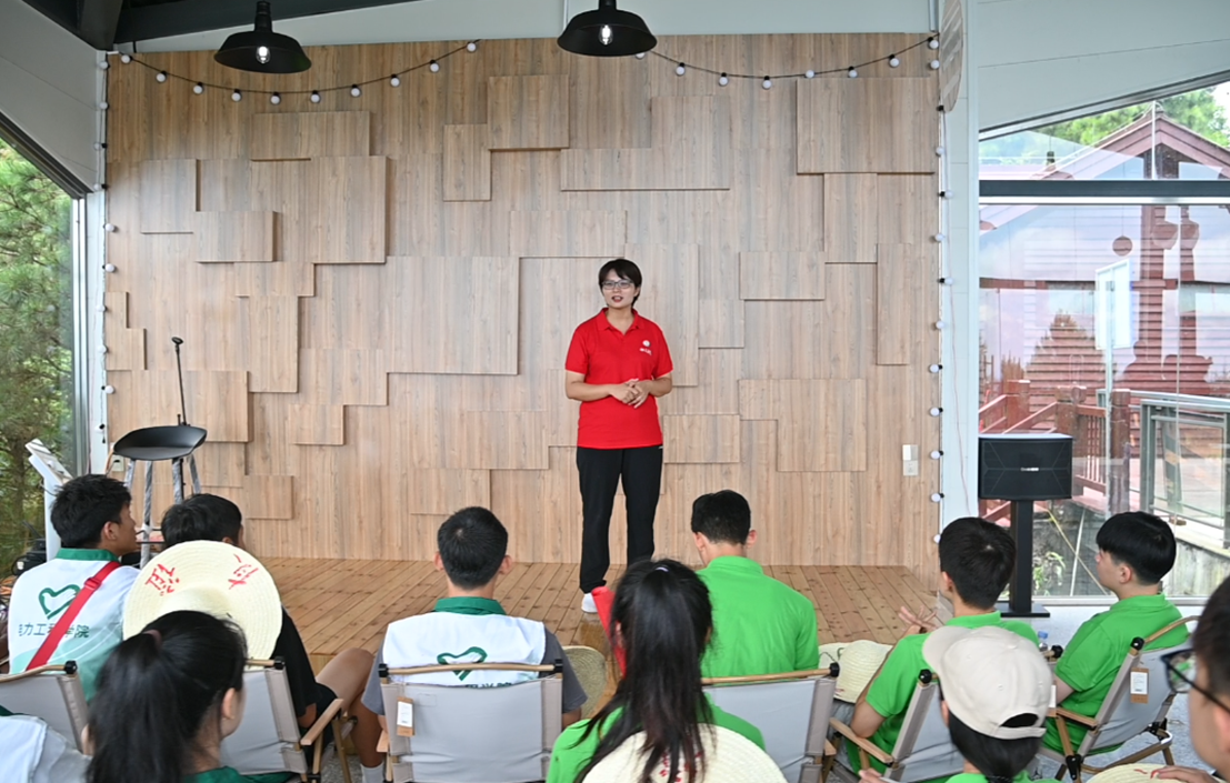 c0663821be8ee6a06099462b7a590052cc78b455