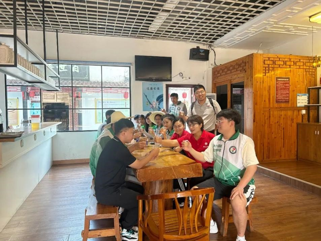 915fa00db9f890edfde758ec0e9ca5467302adc0