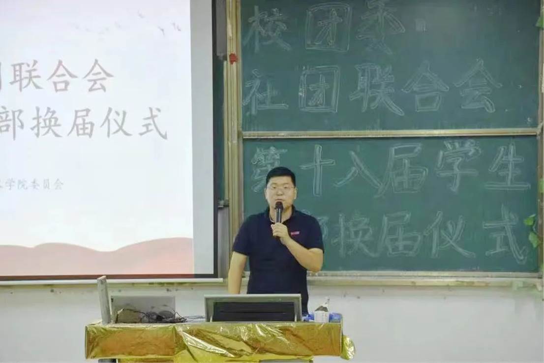 7caf1d4f9fa078a848962bf6cb279ce057a7409f