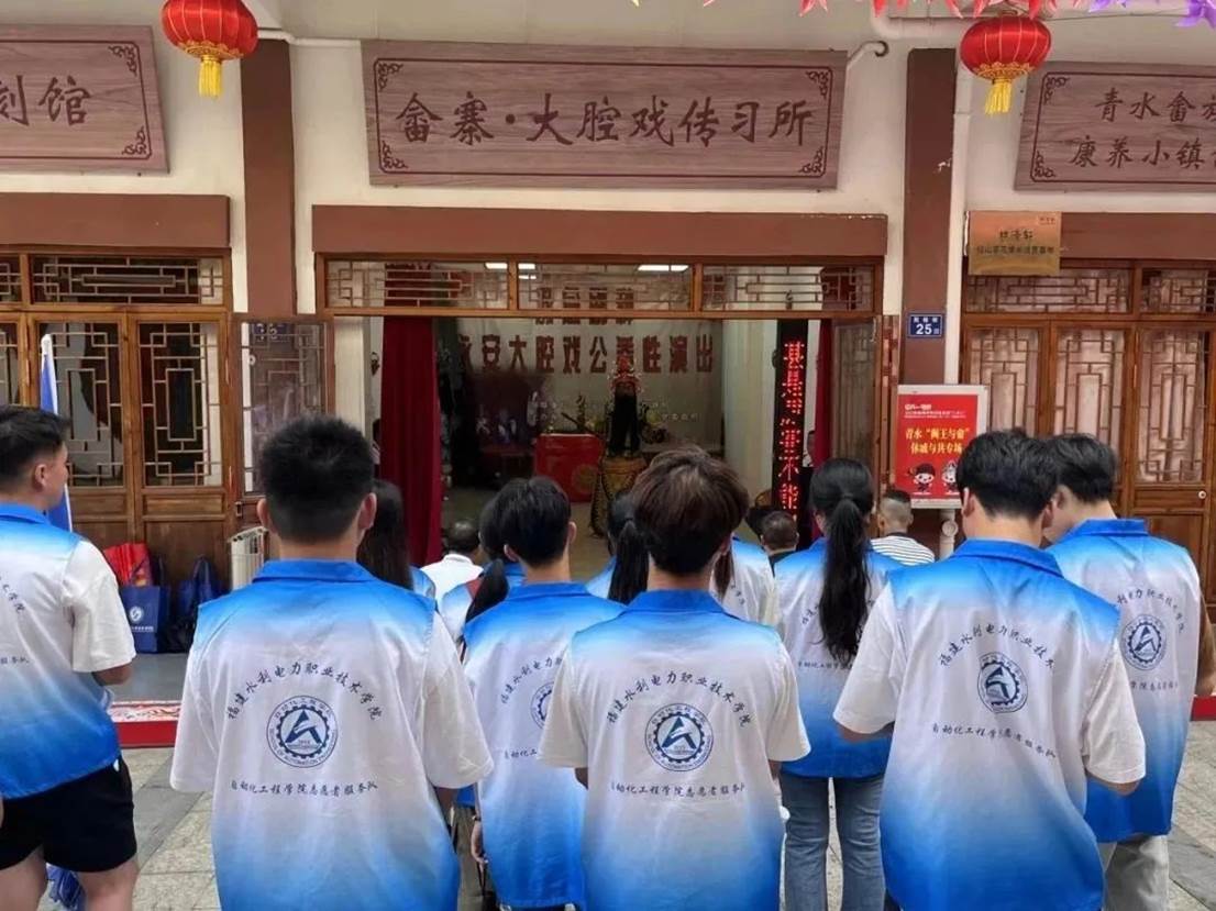 2e09fbb86320ca7bd0013cdbe7c86b10f29ba400