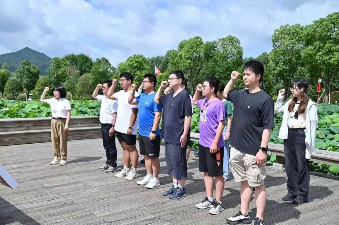 15fb9e32f826452f34b8244b96e66636c6730b4c