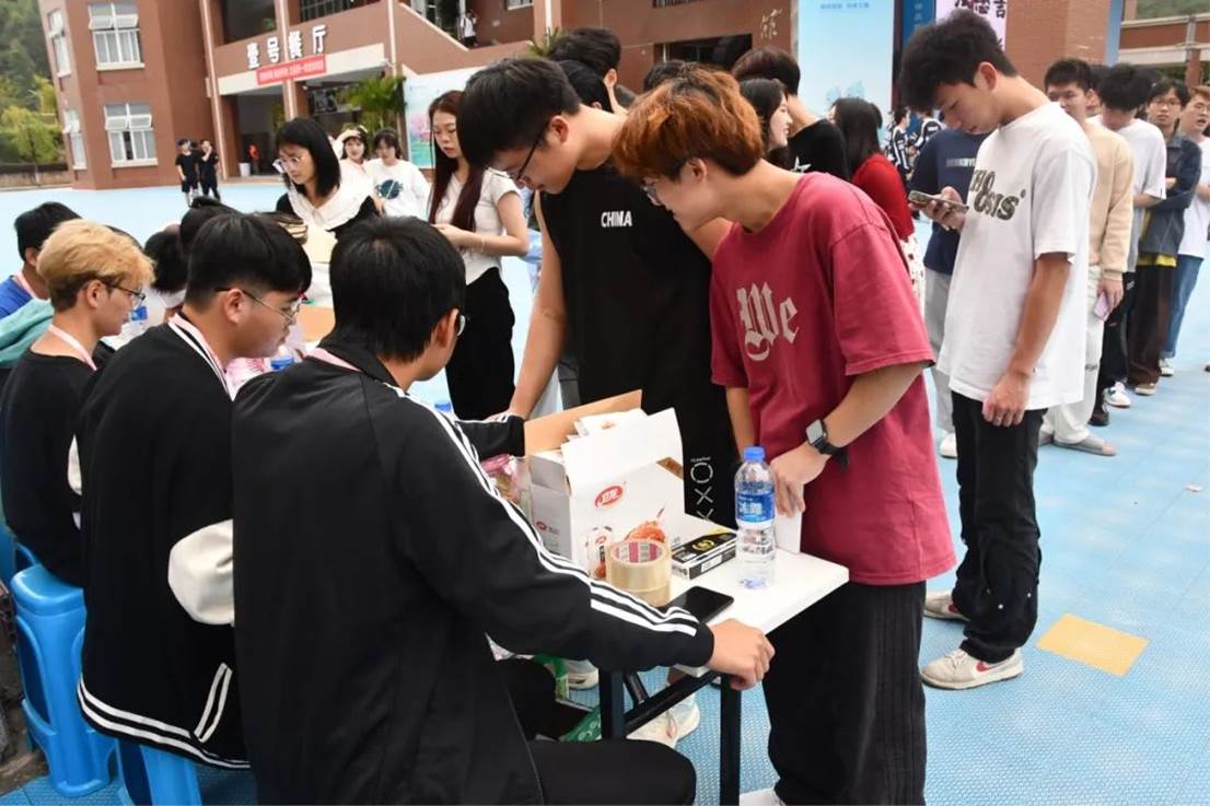 24d3a9183ba77ac9b6c9431341db2c708145b541