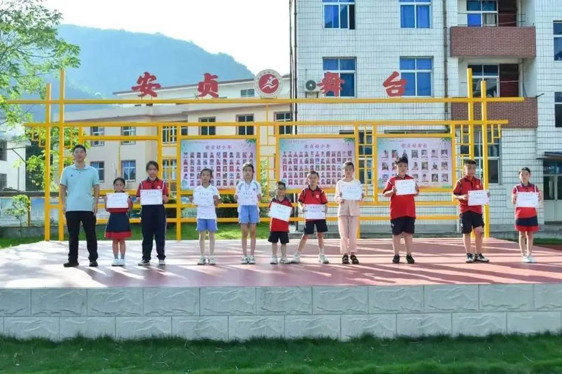 79ff3cd3b8ae75e4e1d415fcac8e439d85cccbd8