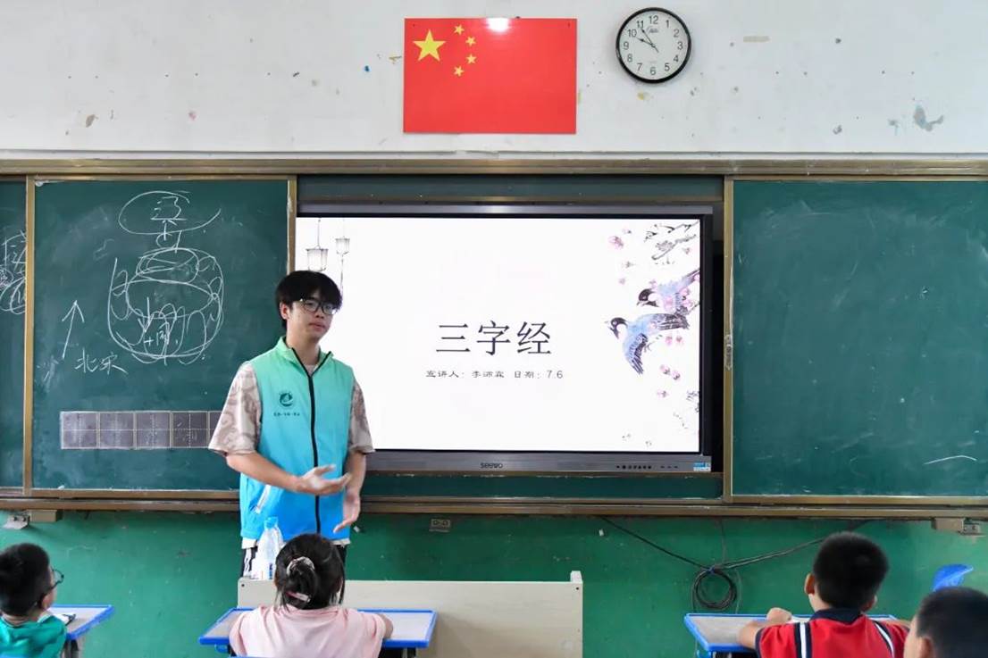 4064f084917a9d4c2f6a0401387f1afbabb88e9e