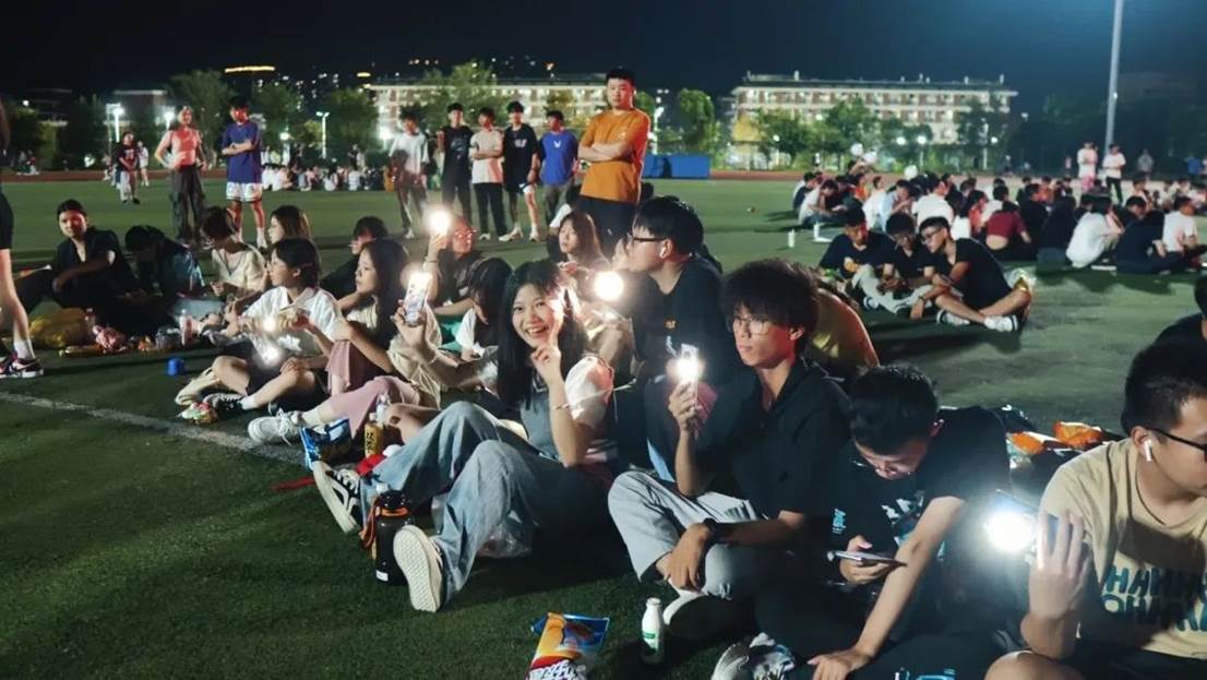 819d5baa2a061eb67f6c2f37148198c5c9cef739