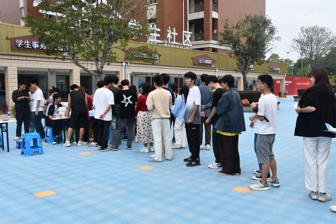 6f9336586f492d439fa9bee11a3f57b291c17f8e