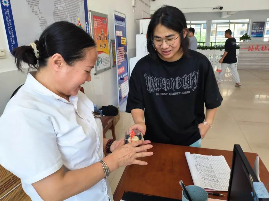 483913ff17585271f069cec95579ca7c17d03621