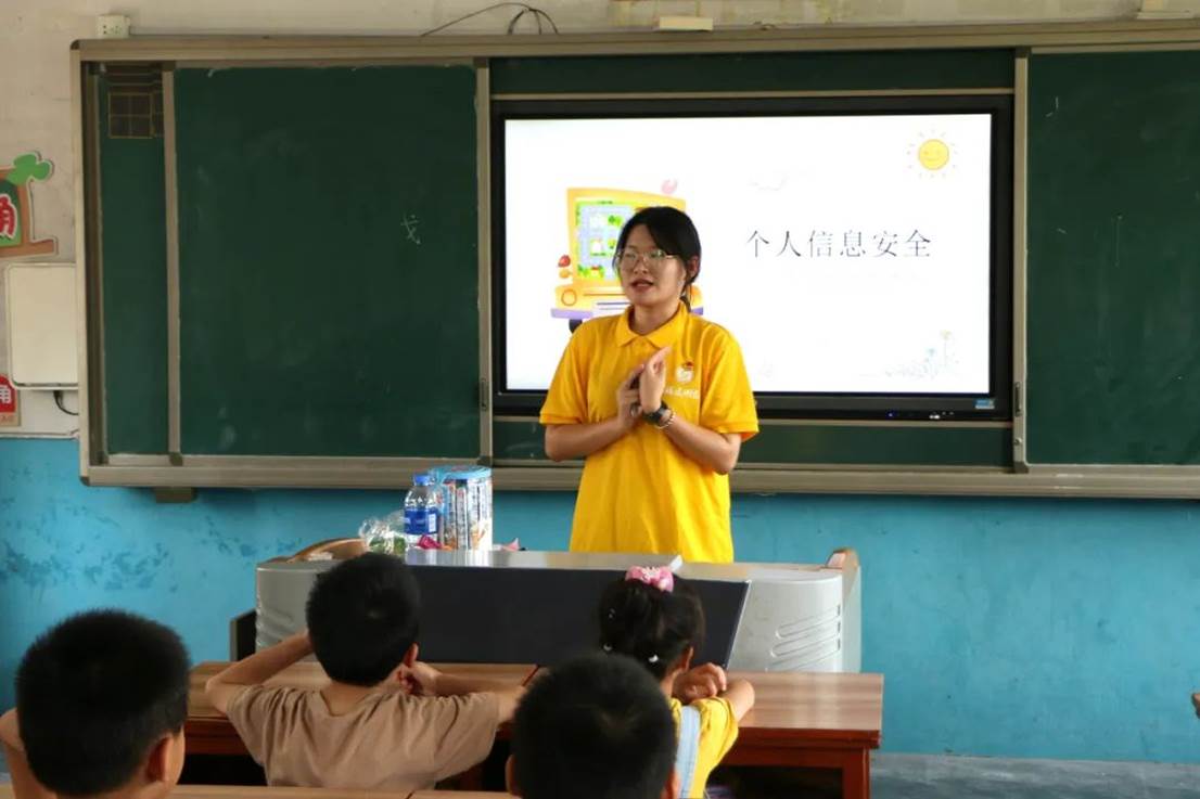 a5563a189eac114ad5b17574a7dfc773ab23ab0c