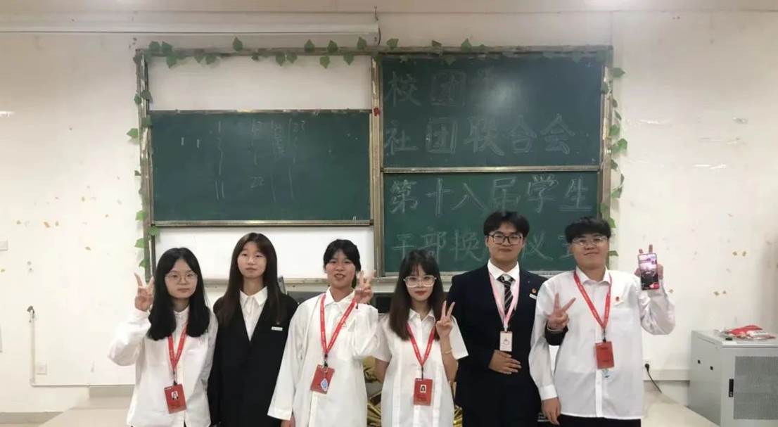 4976e74ac484443f34005ff84e690d76817f2159