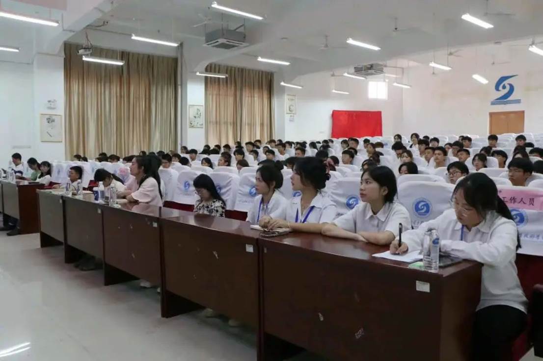 ce3657c5326f3e94c31df3b8089c8fb53b8a765d