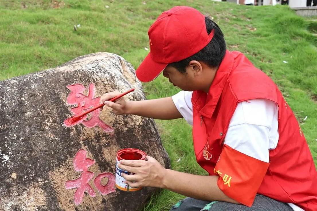 81d3f7ae8b0ee00f89f4791915f0028e3b46d2a4