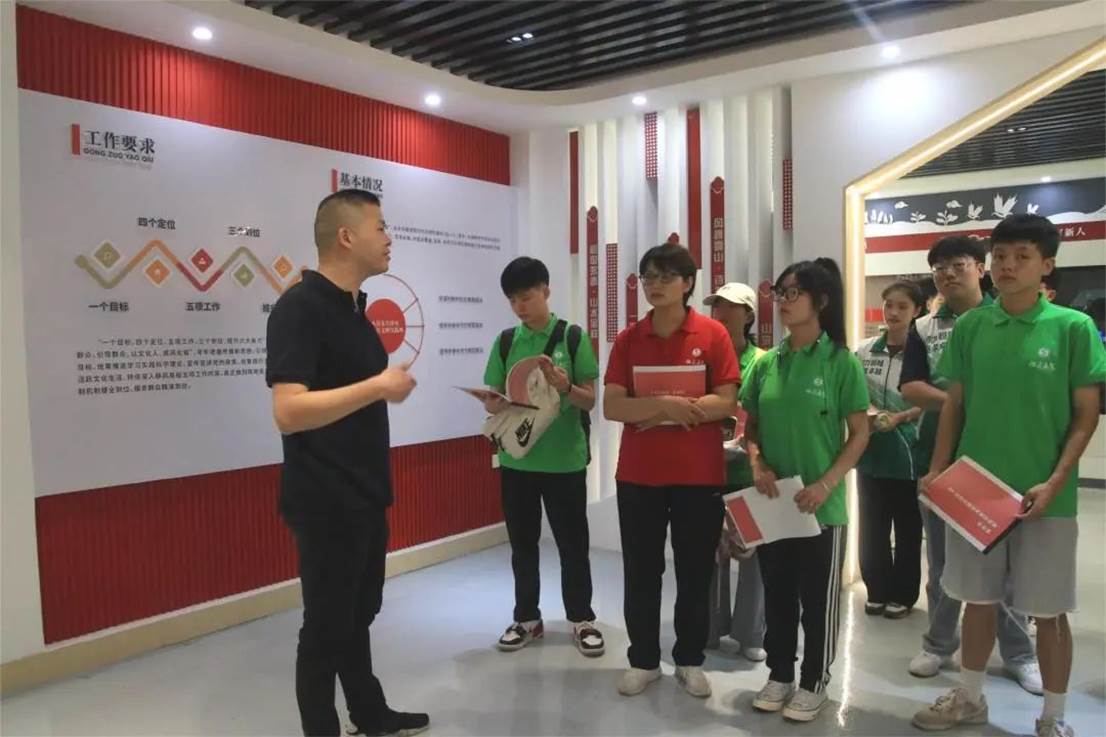 9390314c3e5eebd828dd6cc3cfd1b8ee021af081