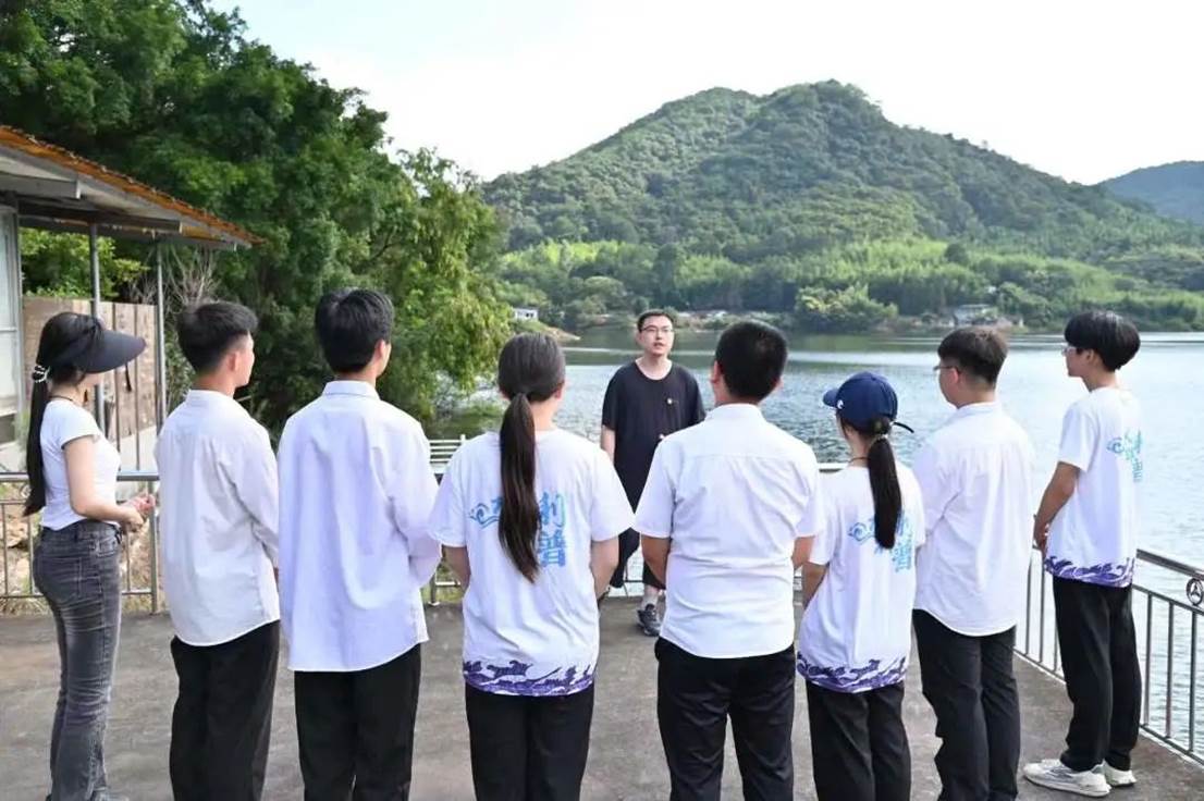 ac26ab8221b9e2ea22d5c817cf59a9469ebfdebd