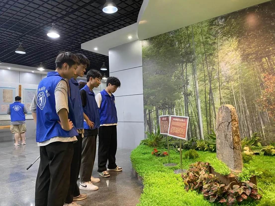 a99556f2995feffe6ebdf2a22af6c244ea3eb466