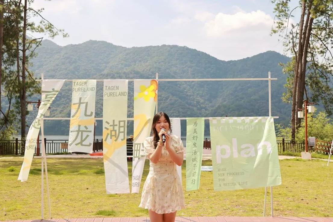 c9f708bdf9993e2b8f6e5a12cb67dc65341ffafd