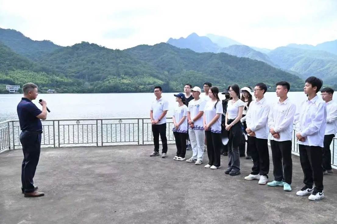 fafb371f1a0ade68eba5479fd40f4ac14ac095da