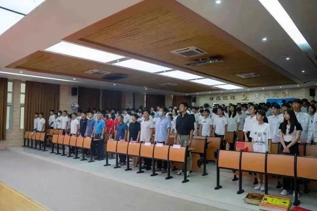 b9449c1b65f0f710ea19f38a08b6206e5275c2e9